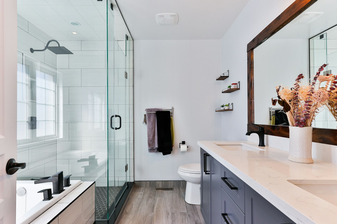 Spotless bathroom after a Sparkly Maid clean
